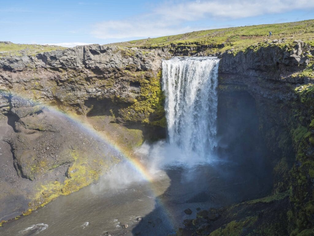 Fimmvorduhals Hike - Hiking Tours in Iceland