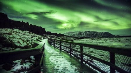 Northern lights at Þingvellir National Park in Iceland