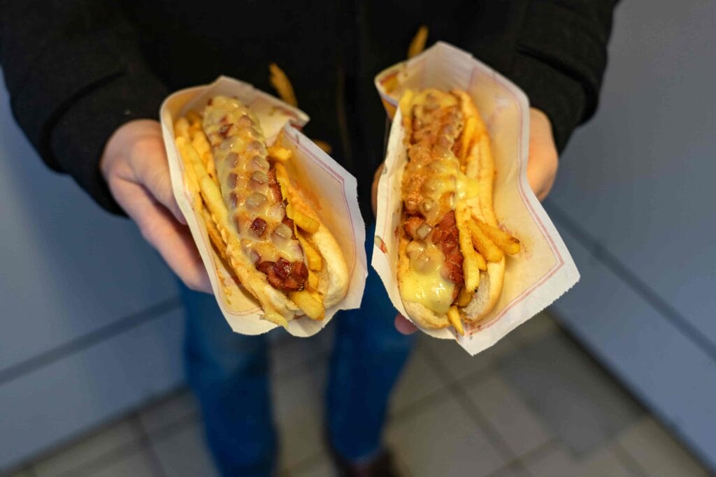 Icelandic hot dog