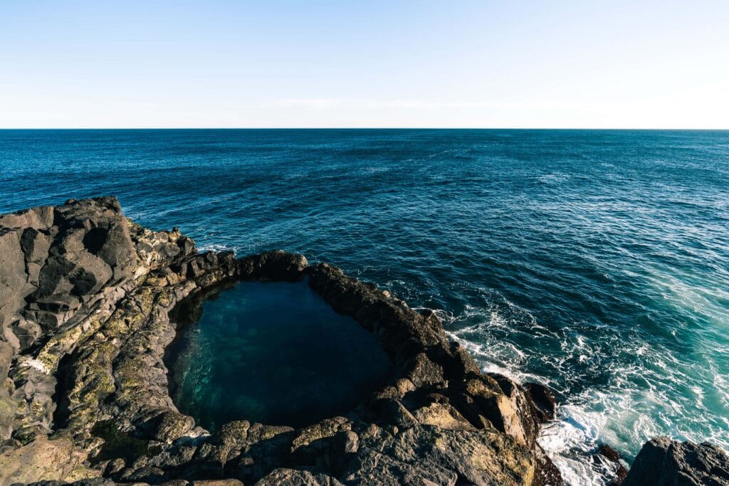 Brimketill hot spring in Reykjanes Peninsula