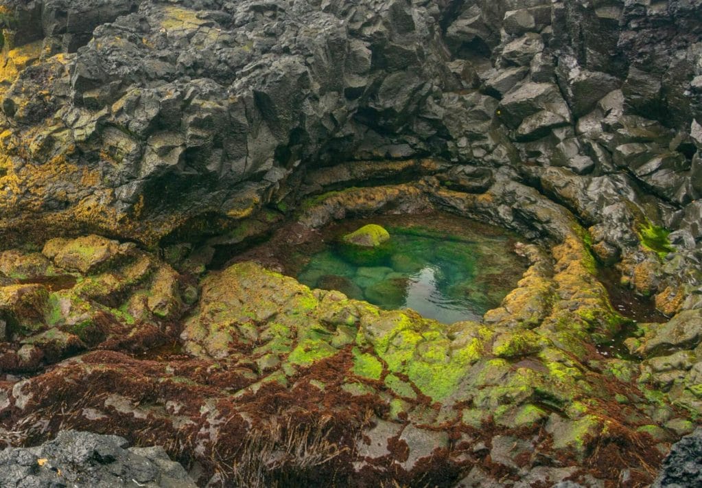 Brimketill hot spring in Reykjanes Peninsula