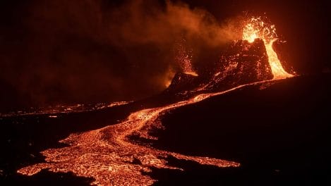 active volcano tour, Geldingadalur erupting volcano in Iceland