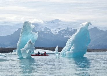 Kayaking on Jokulsarlon Glacier Lagoon