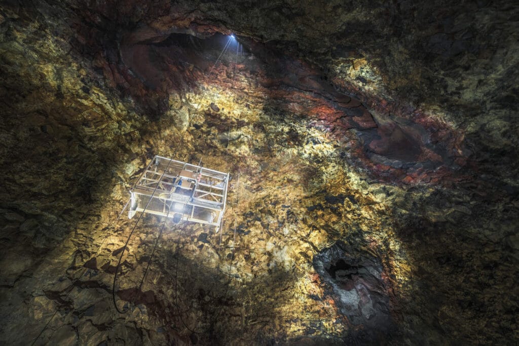 Inside the volcano in Iceland, Þríhnjúkagígur, Thrihnjukagigur volcano