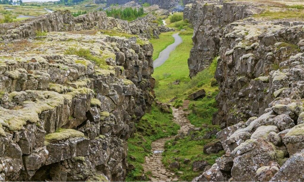 Þingvellir National Park - Golden Circle Iceland Tour Booking