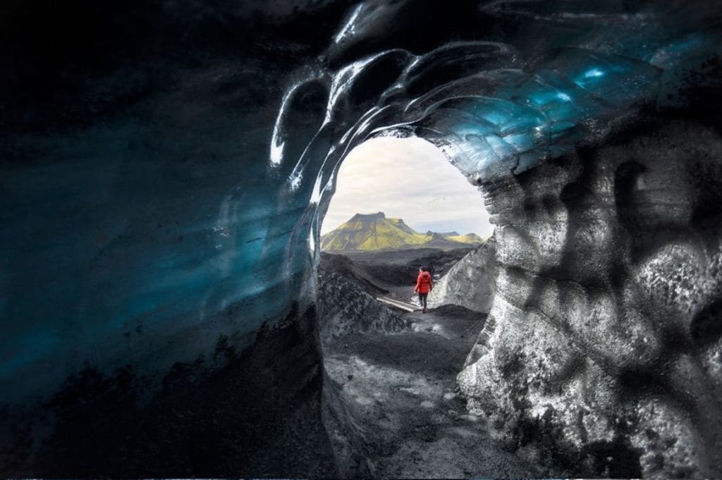 Katla Ice Cave tour, tour to the ice cave under the volcano glacier