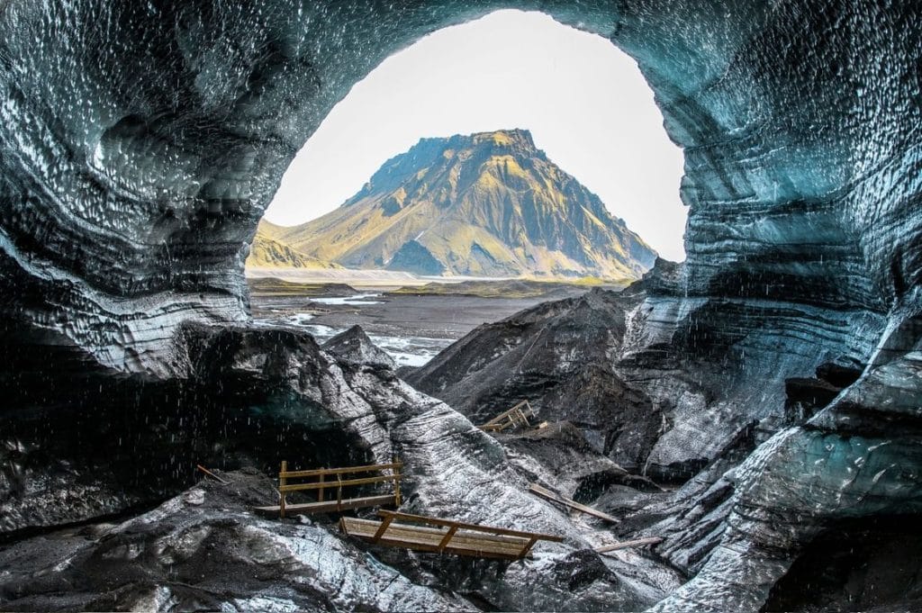 Katla Ice Cave tour, tour to the ice cave under the volcano glacier