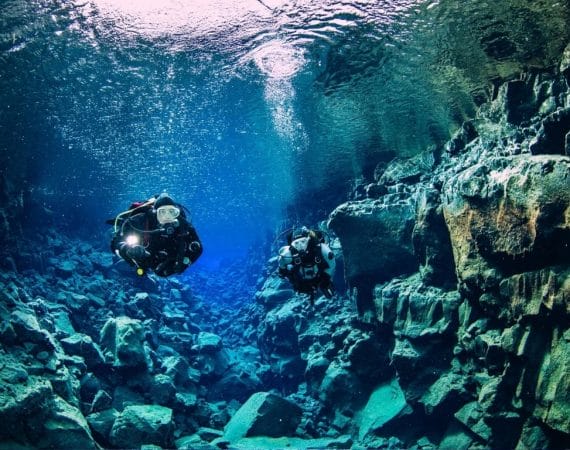 Scuba Diving in Iceland - Silfra tectonic plates