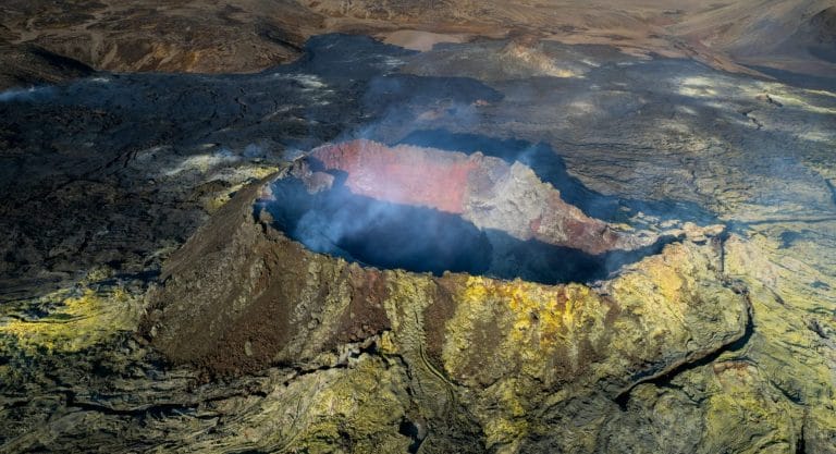 Volcano Helicopter Tour in Iceland