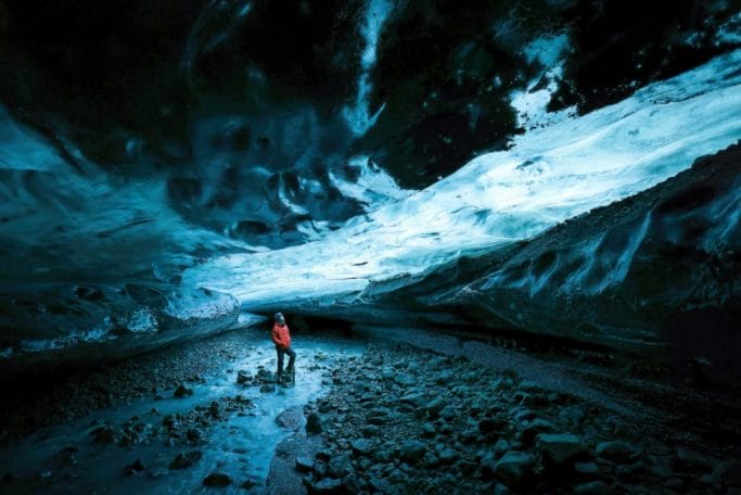 Early bird ice cave tour, Vatnajökull ice cave tour, professional photo package, Iceland glacier tour, small group ice cave tour, photography ice cave tour, ice cave photography package, Vatnajökull glacier photography, glacier adventure Iceland, ice cave photos
