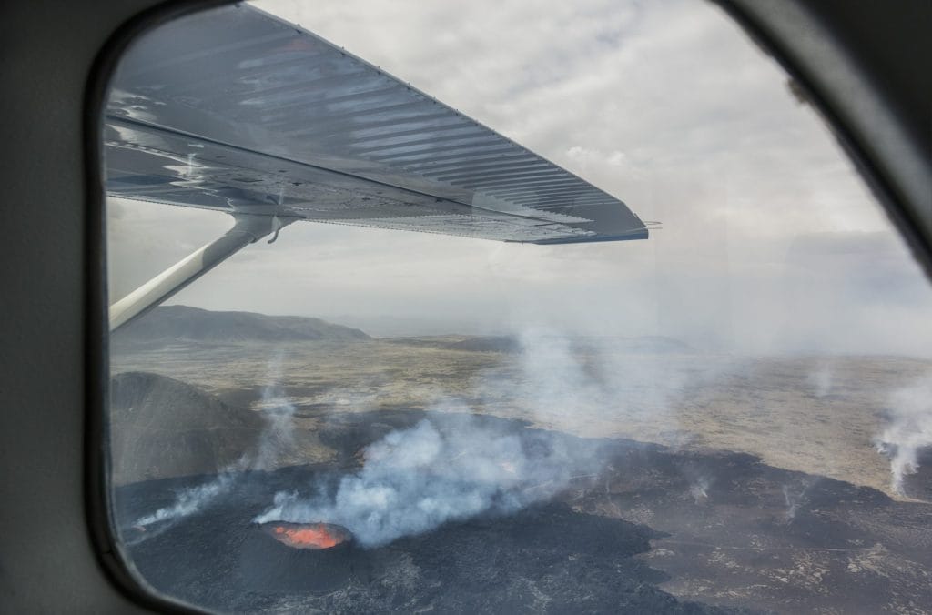 Volcano airplane tour, volcano tour from Reykjavik