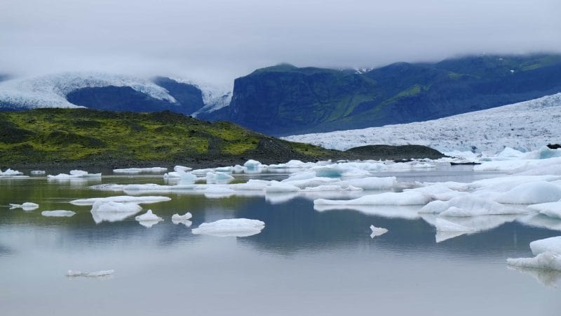 Breiðárlón glacier lagoon