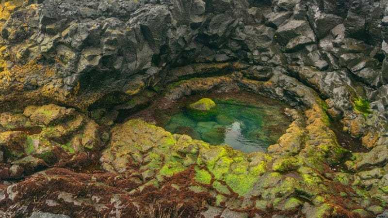 Brimketill hot spring in Reykjanes Peninsula