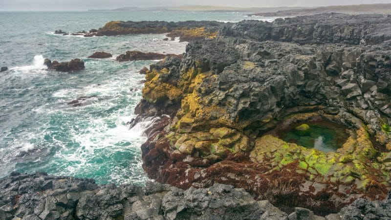 Brimketill hot spring in Reykjanes Peninsula