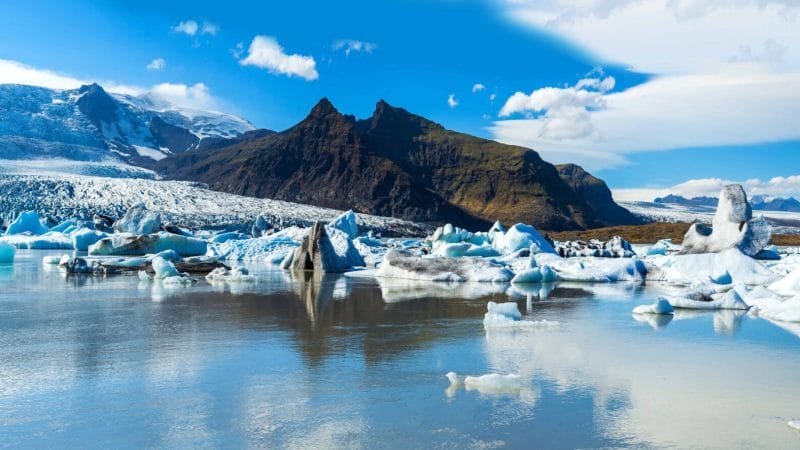 Iceland Tour Guide - Fjallsárlón Glacier Lagoon in South Iceland