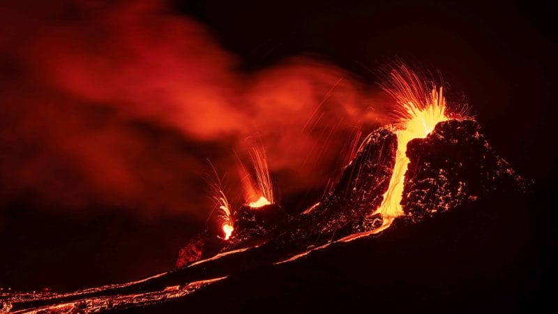 active volcano tour, Geldingadalur erupting volcano in Iceland