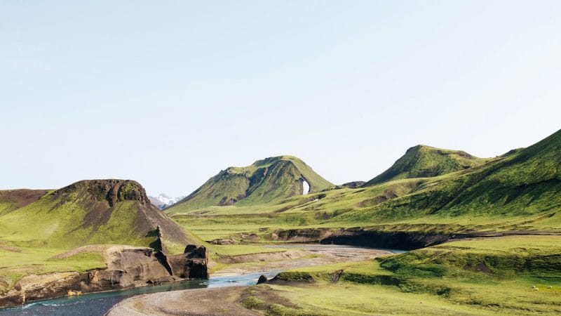 views over the grassy highlands of Iceland