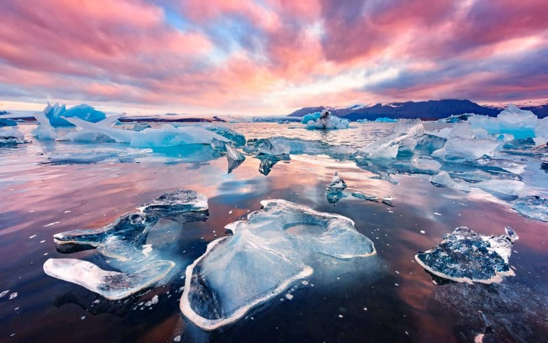 Iceland Must See - Midnight Sun and Sunset at Jokulsarlon Glacier Lagoon in South Iceland