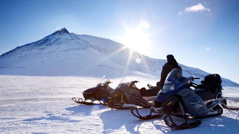 Iceland Snowmobile Tour, Snowmobile Iceland, Snowmobiling in Iceland, snowmobile in Iceland