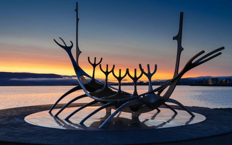 sunset at the sun Voyager in Reykjavik