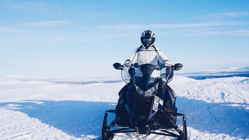 Iceland Snowmobile Tour, Snowmobile Iceland, Snowmobiling in Iceland, glacier snowmobile on Langjokull glacier